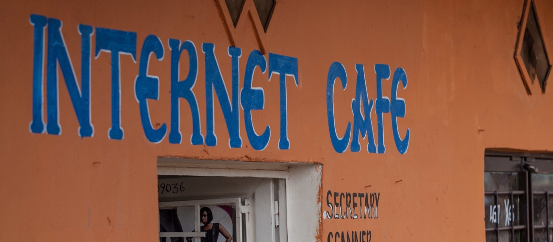 20120910-rwanda-farhat-0892